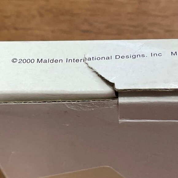 Malden International Design Glitter Shirt Photo Frame - 2.5 × 2.5 - NEW OTHER - Picture 9 of 10